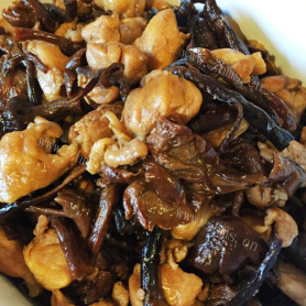 美味的榛蘑炖鸡汤怎么做好吃又简单,做法图解分享,猪猪的冰激凌-九州