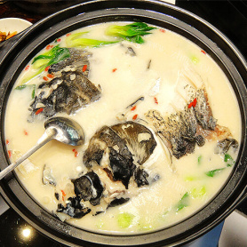 好吃的砂锅鱼头怎么做好吃又简单,做法图解分享,馋嘴猫-九州醉餐饮网