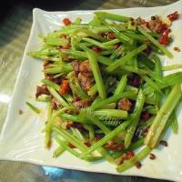狗肉四溢的芹菜炒香气血食谱大全回饥荒图片