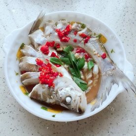清炖白鱼