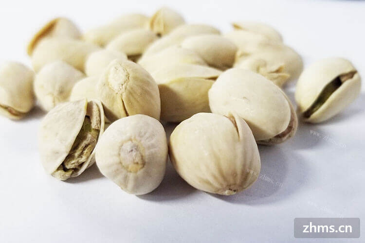 开心果与白果的区别是什么