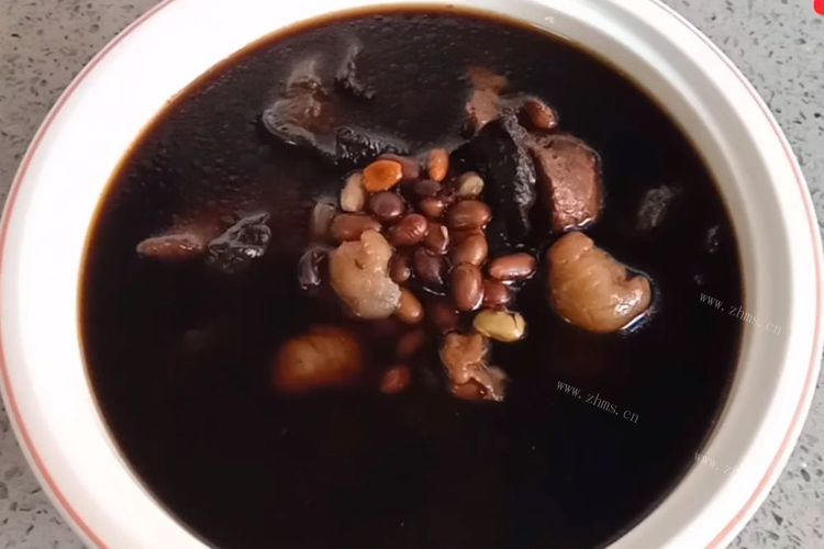 长痘痘的妹子看过来生地龙骨汤