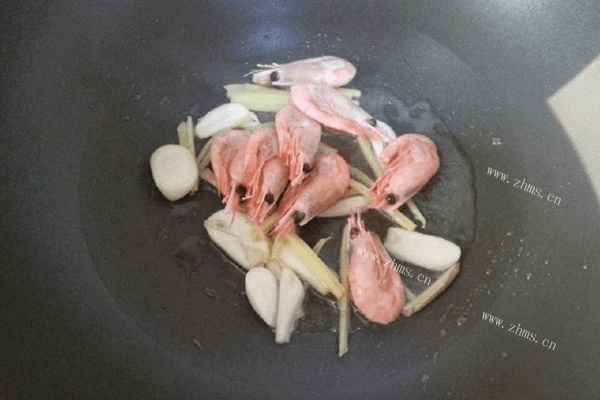 冬瓜炒海米，夏日食用开胃清热解暑第三步