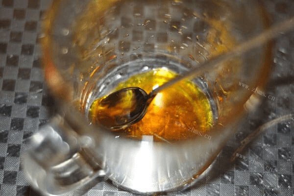 百香果青柠檬蜂蜜水的制作方法第一步