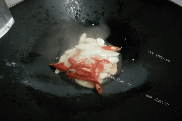 家常爆炒田螺肉怎么做好吃呢第四步