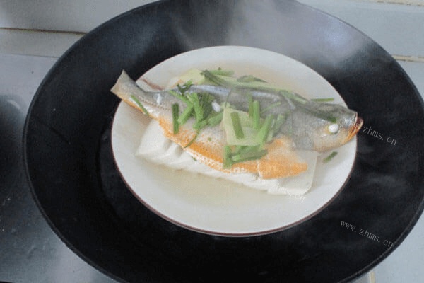 好吃的清蒸小黄鱼豆腐制作方法第七步