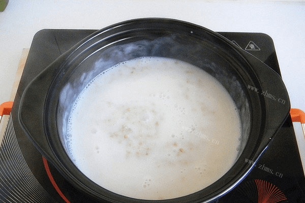 常吃不腻的牛奶燕麦粥，原来这样做的第六步