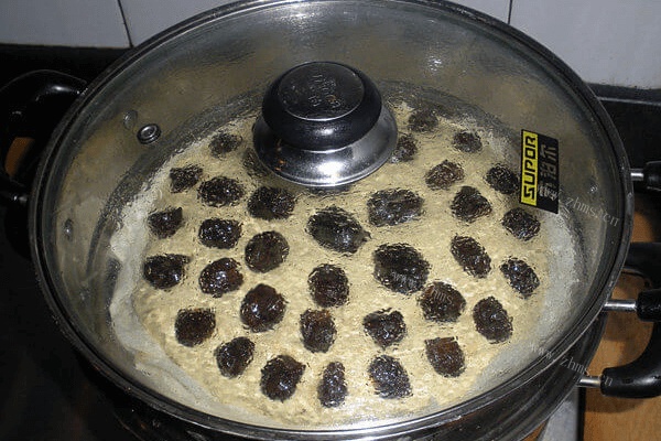 大黄米面红豆蜜枣切糕的自制方法第七步