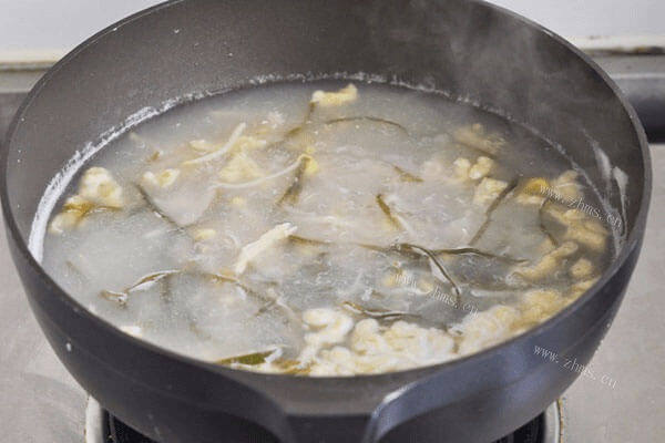 又嫩又爽口的鸡汤豆腐脑的制作方法第五步