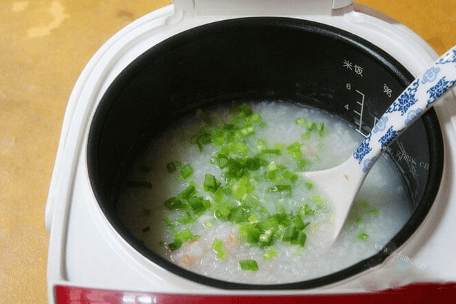香港大厨的独家秘制潮汕海鲜粥第七步