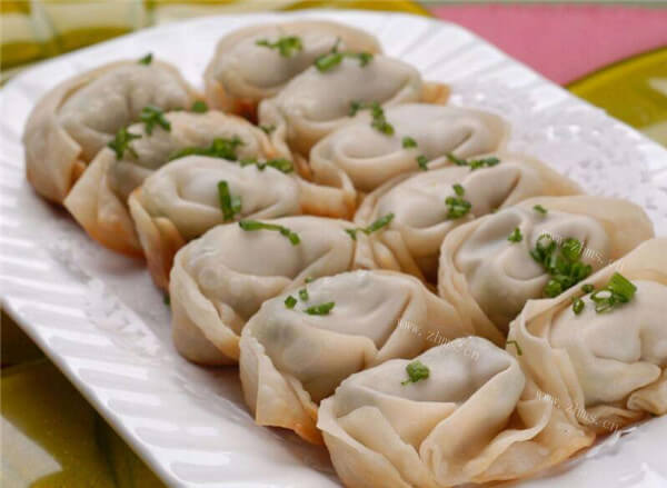 博士馄饨馆