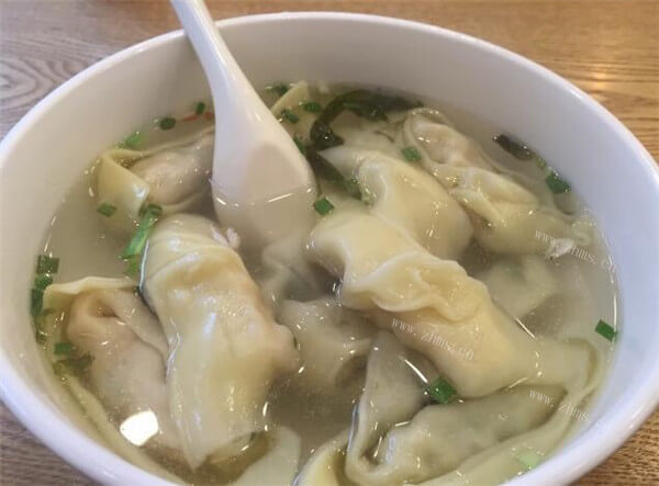 高奶奶馄饨铺