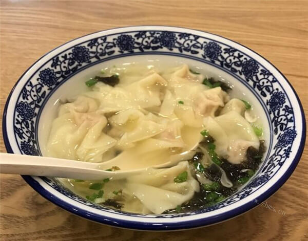高奶奶馄饨铺