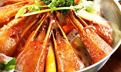 嘎嘎鸭下巴干锅