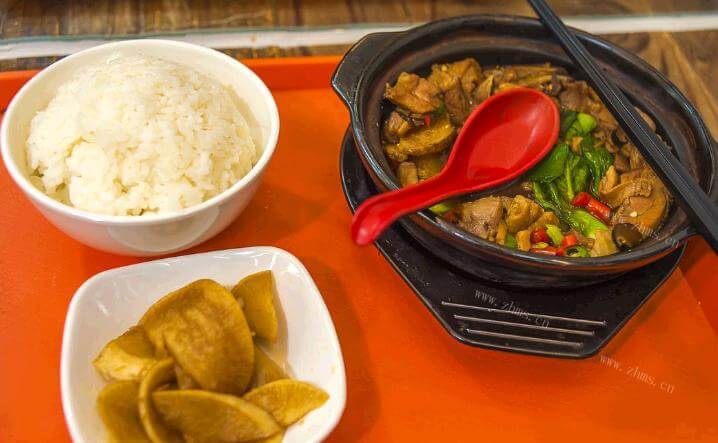 美味坊黄焖鸡米饭品牌介绍图2 美味坊黄焖鸡米饭品牌介绍图2