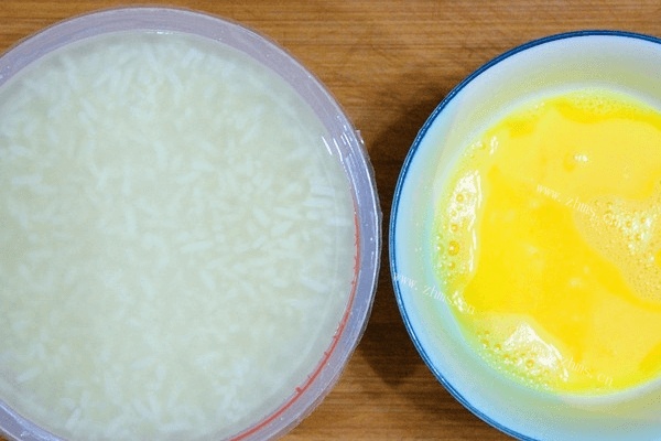 美容养颜的鸡蛋米酒简易做法第一步