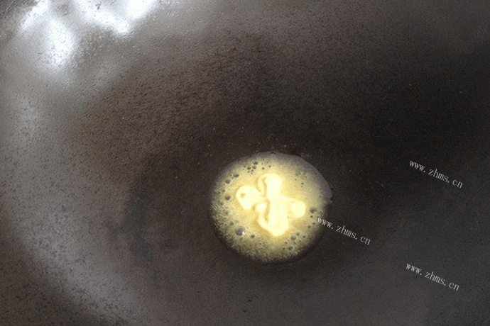 冷热均可的南瓜汤的做法，香甜浓郁难易抵挡第三步