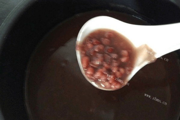 清爽解渴的煮红豆糖水教程来了！第五步