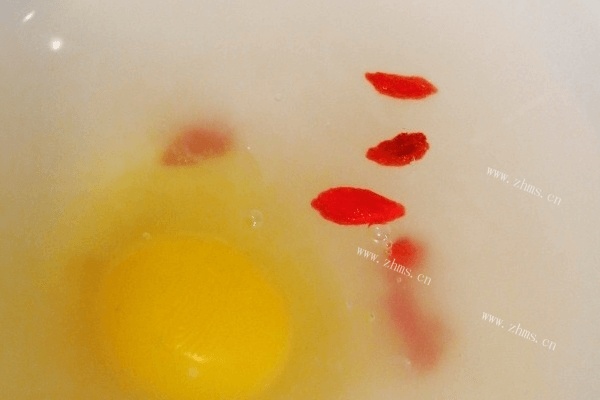 美容养颜的鸡蛋米酒简易做法第四步