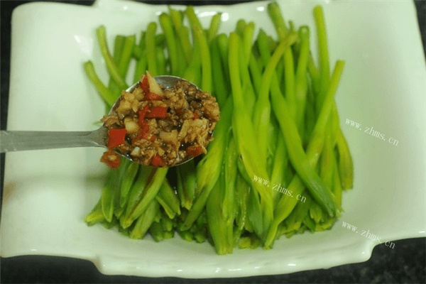 黄花菜的家常做法，营养又美味，快来看看——黄花菜的吃法第八步