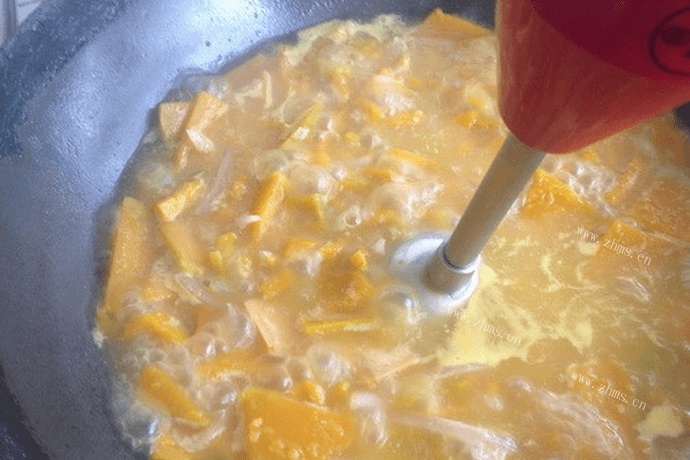 冷热均可的南瓜汤的做法，香甜浓郁难易抵挡第七步