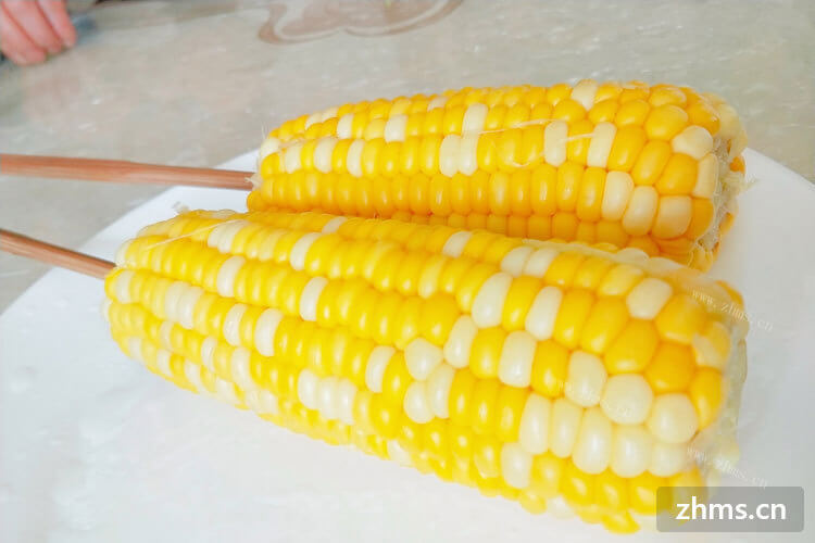 炒玉米粒可以在玉米粒里面，加入什么一起炒呢？