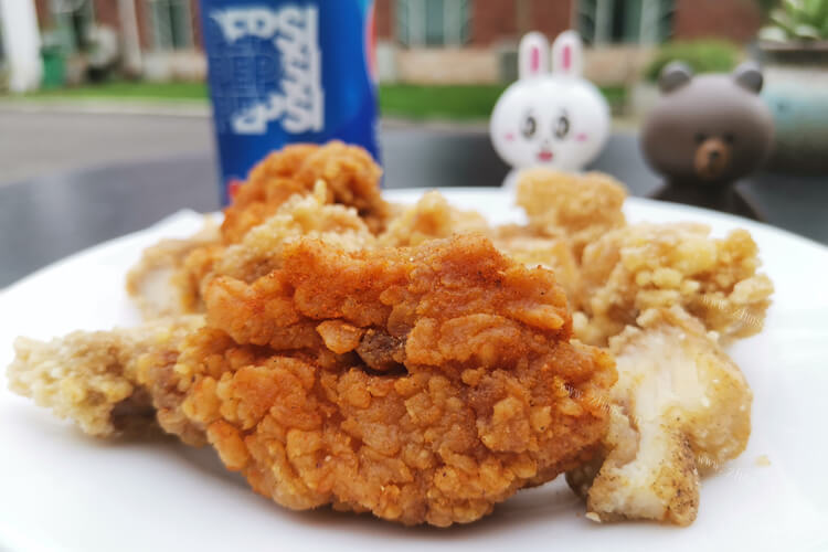 生粉配什么粉去炸鸡最香呢？我很喜欢吃炸鸡