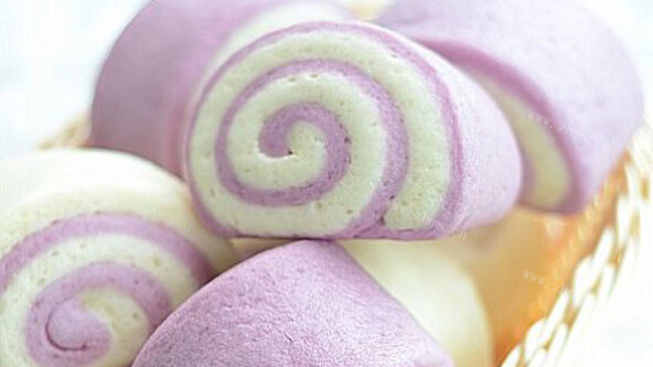 自己做的紫薯花卷