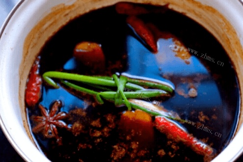 特色家常菜之杭州熏鱼，使用花雕才够风味第一步