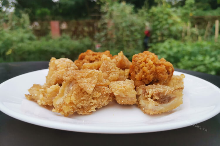 有没有人知道，炸鸡搭配什么主食卖？