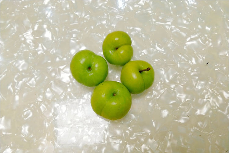 自己种的李子，用李子泡酒保存多久？