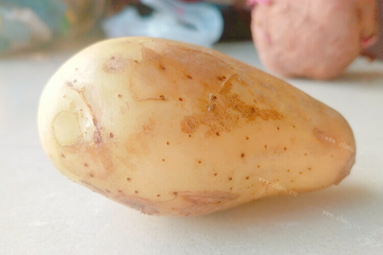 买了一些土豆，请问芹菜炒土豆丝好吃吗？