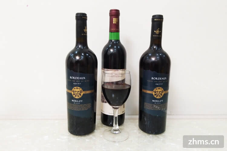 干红葡萄酒是品质上乘的红酒，干红葡萄酒怎么喝比较好呢？