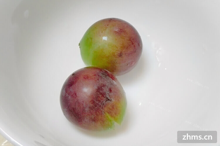夏黑葡萄几月份成熟，这种葡萄怎么吃啊？
