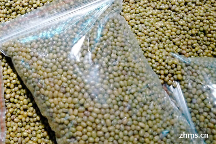 想用干贝和绿豆一起做道菜，请问干贝可以与绿豆同食吗？