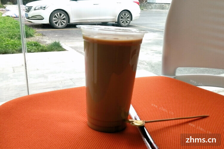 想在河南名品一条街开一个奶茶店，请问塔罗塔克奶茶怎么样？