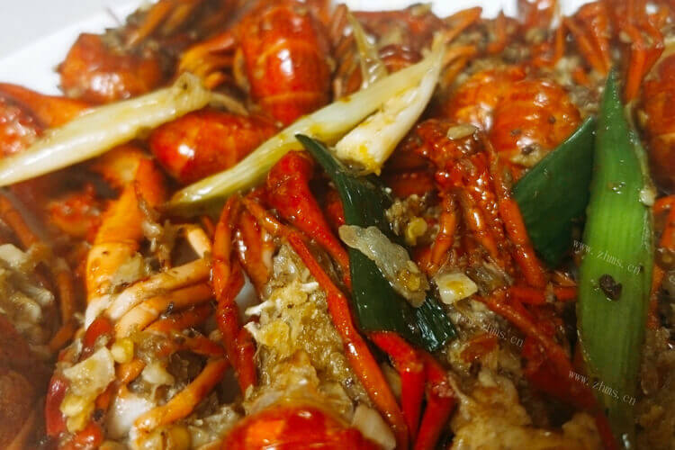 特别想吃麻辣小龙虾，麻辣小龙虾怎么烧好吃？