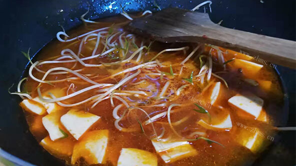 教你做简易版韩式大酱汤，在家就能轻松get异国美味