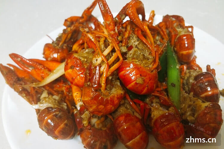 小龙虾经常出现在我们的餐桌上，请问湖北和湖南哪的小龙虾好吃一些？