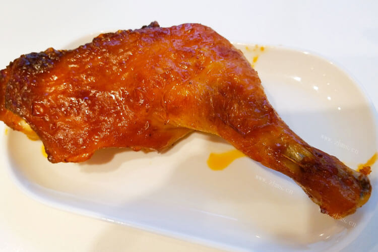 鸡胸肉和鸡腿的区别，一只鸡腿蛋白质含量有多少？