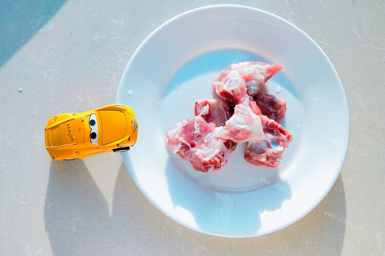 猪软排骨怎么做好吃，哪里的排骨比较好吃呢？
