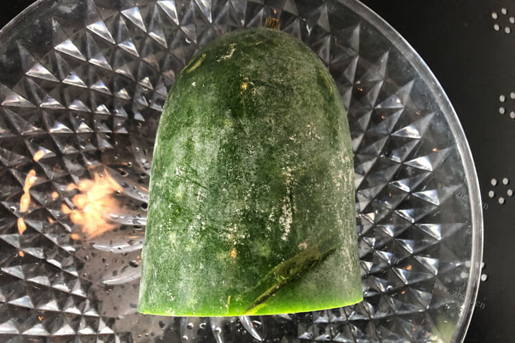 买了一点冬瓜，请问冬瓜玉米香菇排骨汤怎么做？