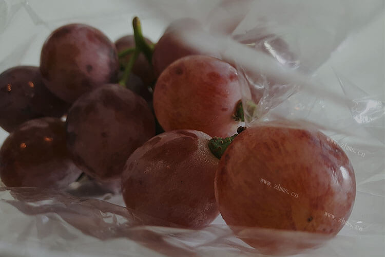 提子和葡萄比较好吃，提子和葡萄有什么区别？