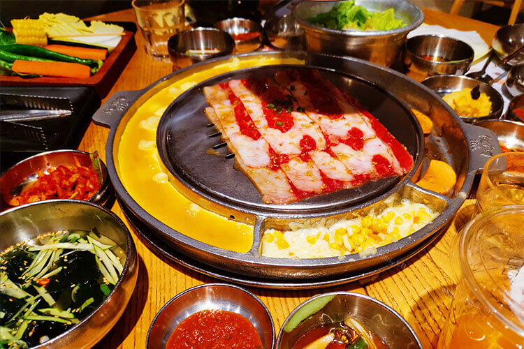 大朋友特别喜欢吃韩式烤肉，带他去吃金谷一韩式烤肉，怎么样呢？