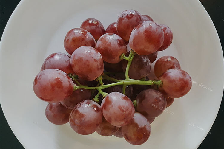 葡萄是一种常见的水果，葡萄为什么要叫葡萄？