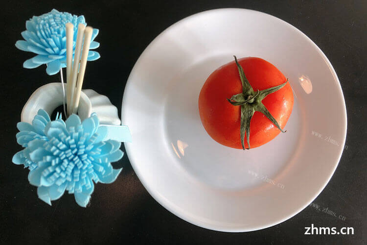 家常西红柿凉拌有哪些好吃的做法？举一两个说一下