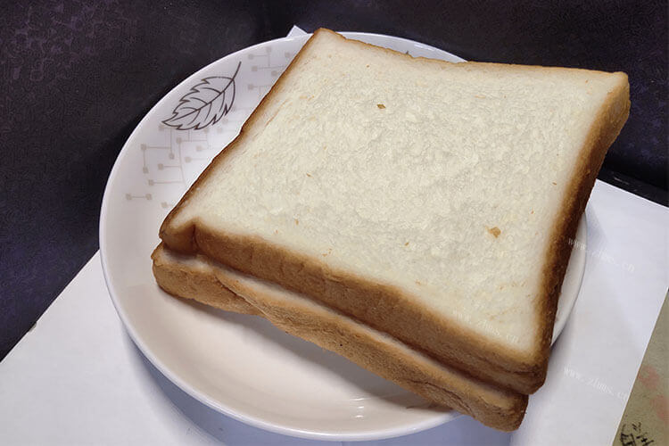 吐司面包不就是切片面包吗，吐司面包与切片面包的区别？