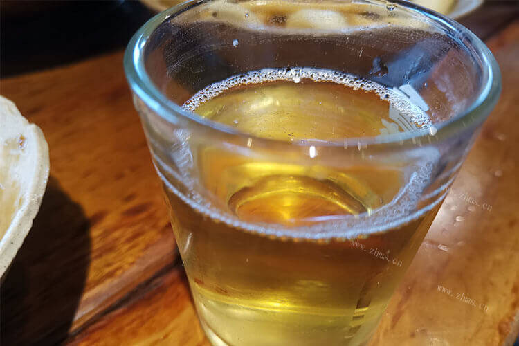 啤酒的泡沫特别多，啤酒沫能喝吗
