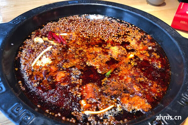 有人在上海经营火锅店的吗？蓉一锅小院儿市井火锅赚钱吗？