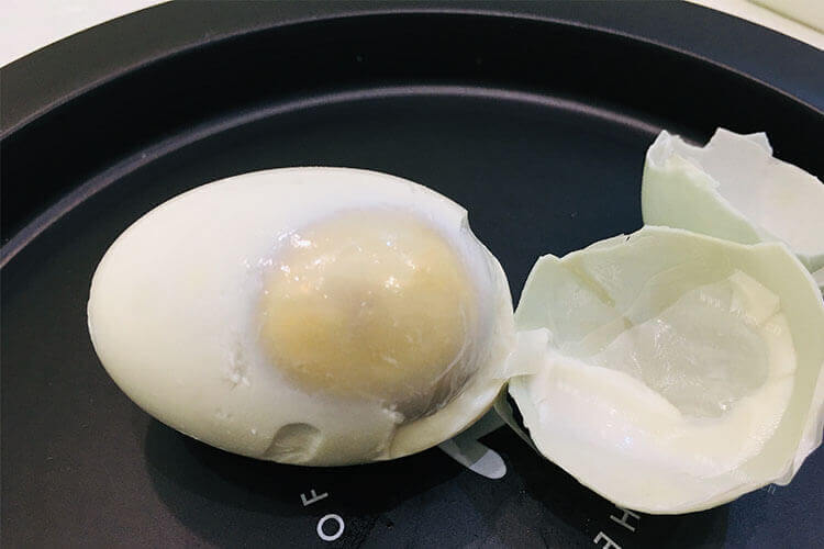 咸鸭蛋好吃，但是咸鸭蛋要怎么腌制最好吃？